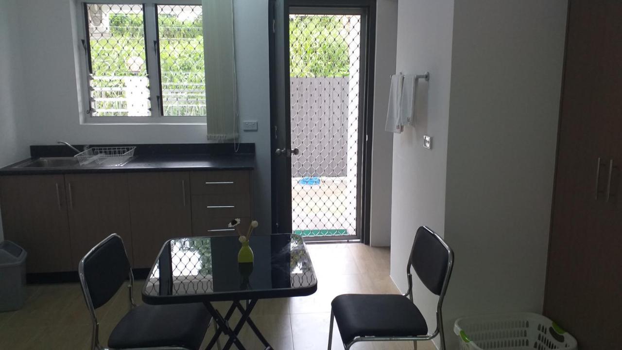 Island Accommodation 68 Extension Street Сува Экстерьер фото